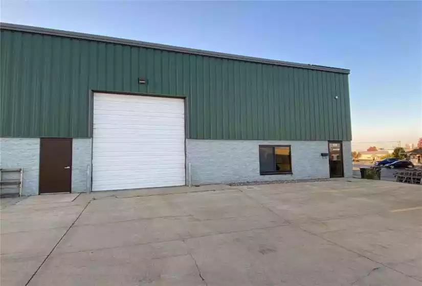 1259 Stamy Road, Hiawatha, IA 52233, ,Commercial Lease,For Lease,Stamy,2402735