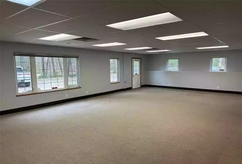 3047 Center Point Road D, Cedar Rapids, IA 52402, ,Commercial Lease,For Lease,Center Point,2307256